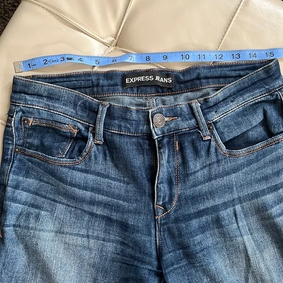 Express Mid Rise Legging Jeans Size 4 - Picture 2 of 7